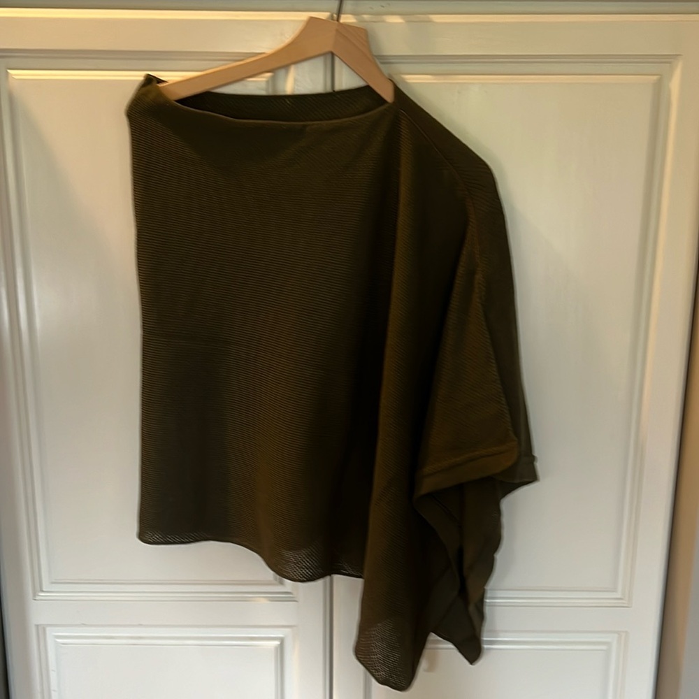 We Are AMMA Cocoon Nursing Cover (olive)